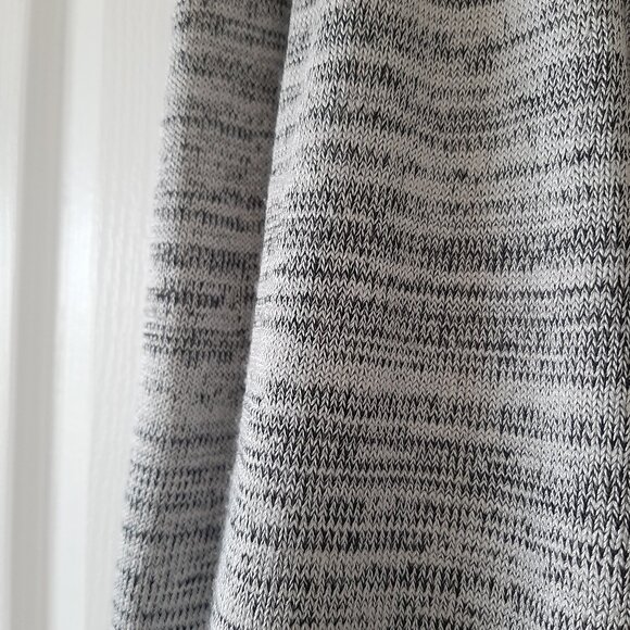 Dynamite XS Knit Halter High Neck Sleeveless Top - Picture 7 of 11